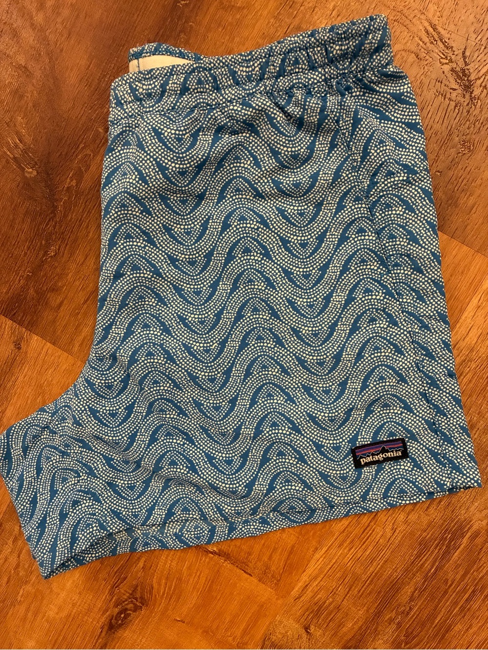Patagonia Women’s Baggies Small Bluff River: Port Blue Wave Print 57058 Nylon